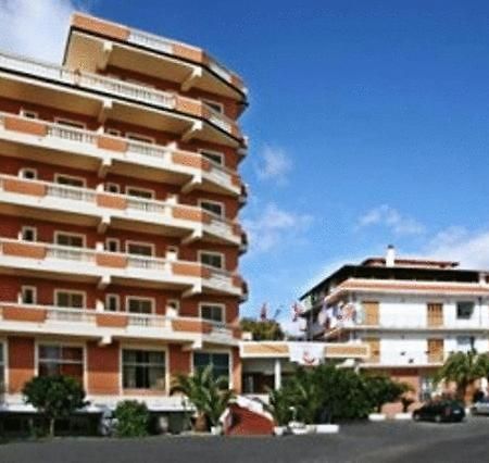 Hotel Casa Del Gourmet Siderno Kültér fotó